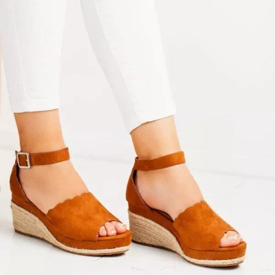 Brązowe sandały a'la espadryle na koturnie Summer Time - Obuwie
