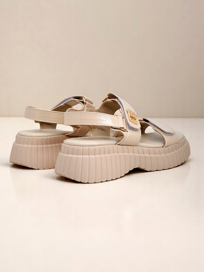Royalfashion Women's sandals on a thicker sole Aganda