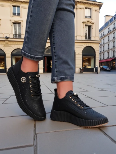 Royalfashion Women's sporty perforated sneakers Jovenes
