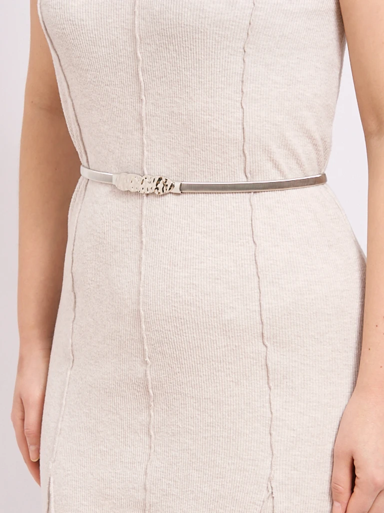 Women's silver belt with Letitia decoration - elegance in a metallic style