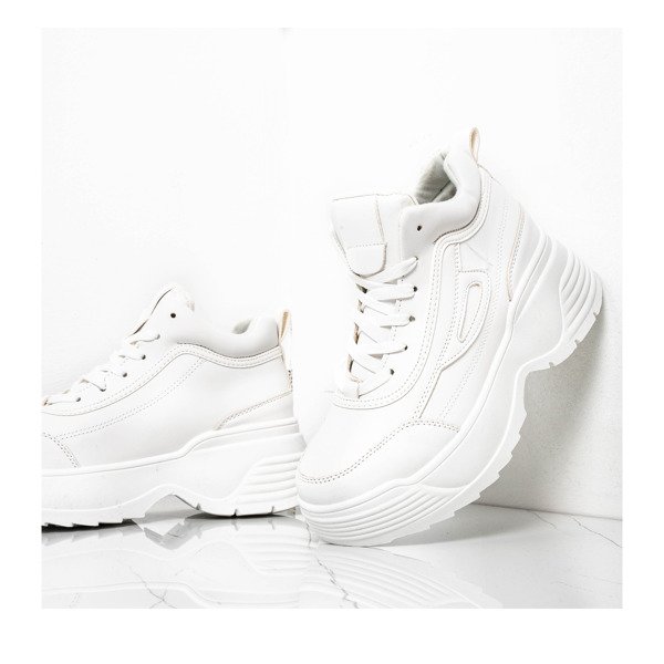 Białe buty sportowe na grubej podeszwie American - Obuwie