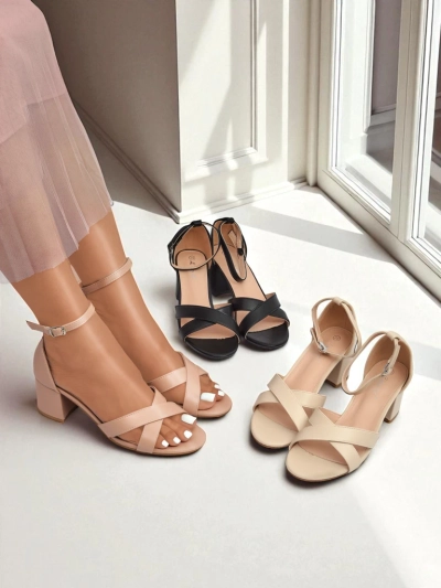 Royalfashion Sieviešu sandales ar zemu blokpapēdi Eleganza Strap