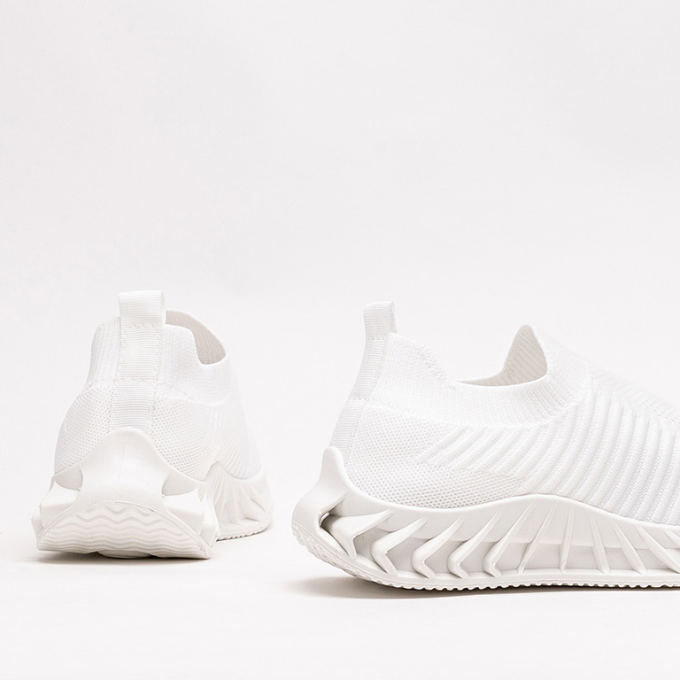 Dinging balti slip-on sieviešu trenažieri - Apavi