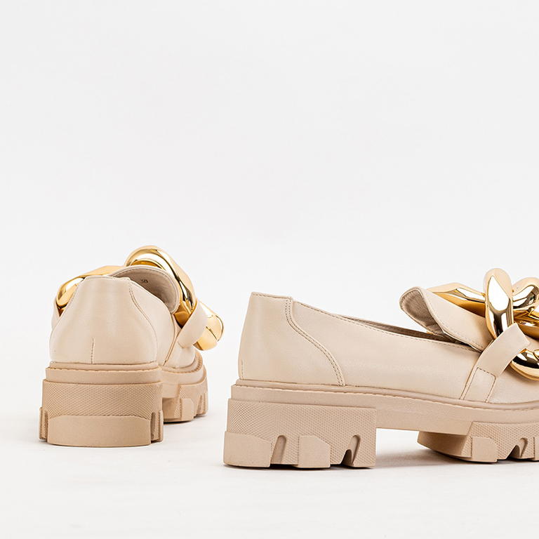 OUTLET Beige women's shoes with a gold chain Kesoni - Footwear