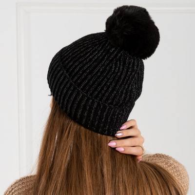 Black hat with pompom for women - Accessories