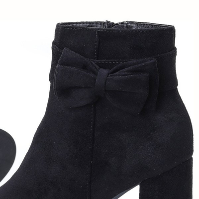 Black boots with a bow on the high post Lucia - Footwear