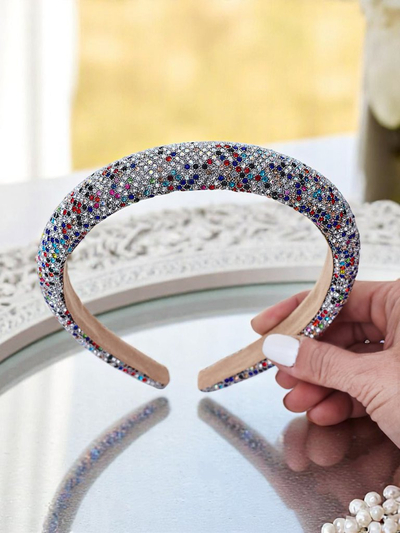 Royalfashion Matu lenta ar rhinestones un pērlēm Bianka