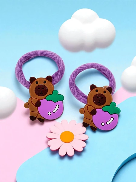 Colorful hair elastics with a bear motif