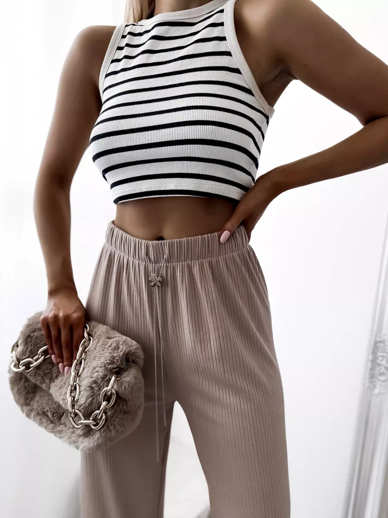 Gaiši brūnas sieviešu platās ripveida bikses - Apģērbs