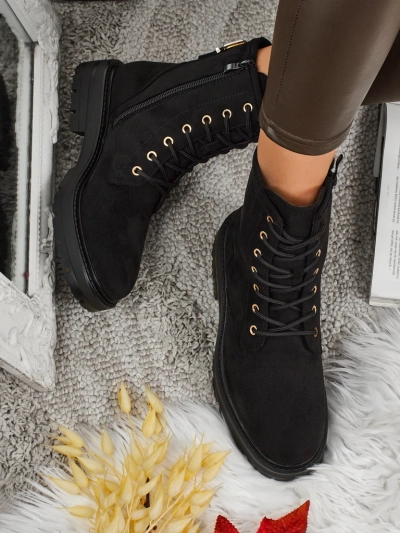 Women's Thalira Trapper Boots