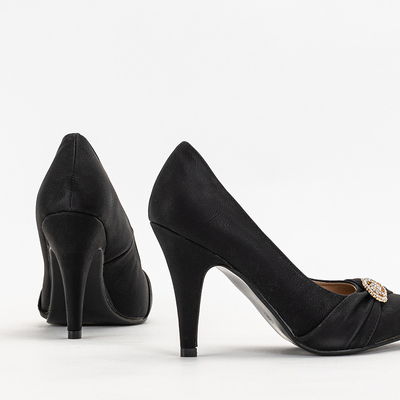 OUTLET Ladies' black matte pumps with a Kineri decoration - Footwear