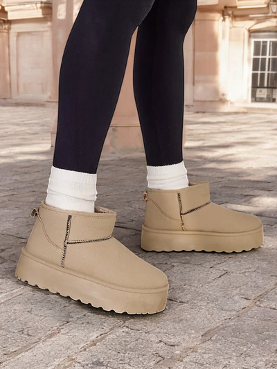 Royalfashion Короткие женские зимние сапоги Wiebi