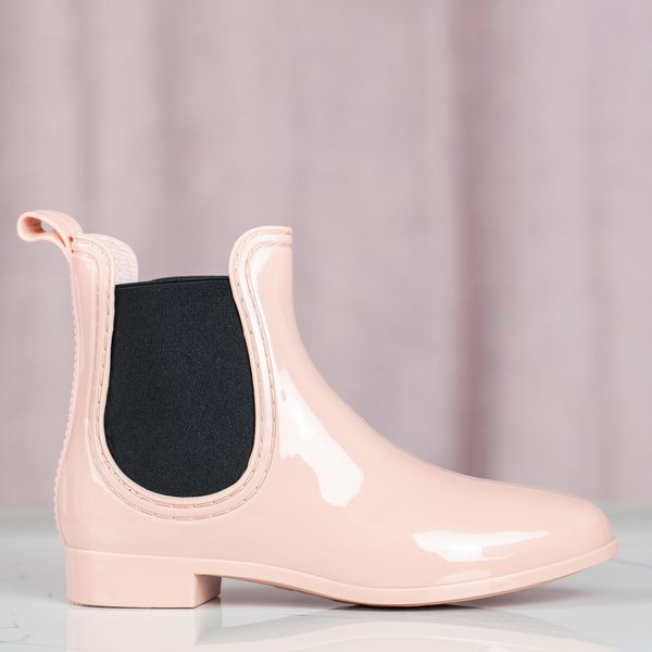 Beżowo - różowe gumowe lakierowane kalosze Furu - Obuwie