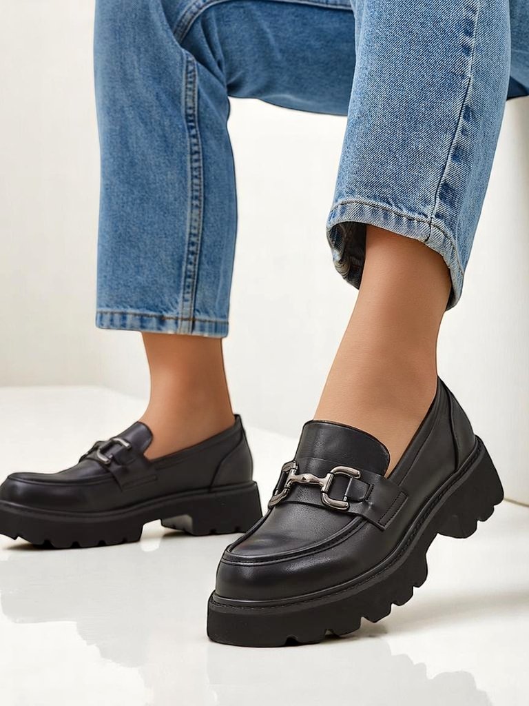 Royalfashion Women’s loafers on a thicker sole Rouetta