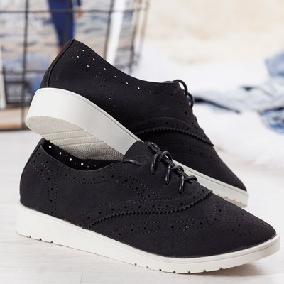 Black shoes on Malasia platform - Footwear 1