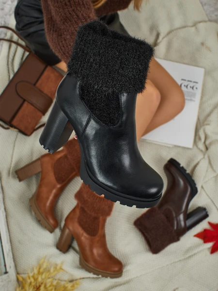 Женские ботильоны Tirave из экокожи на каблуке-столбике с трикотажем