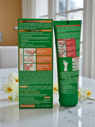 Mocno nawilżający i regenerujący krem do stóp i suchych pięt