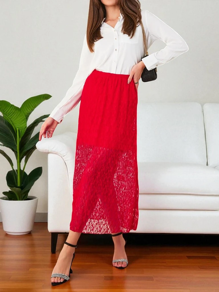 Royalfashion Sieviešu vidēja garuma svārki ar mežģi