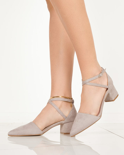 Women's gray sandals on a post Crisco - Footwear