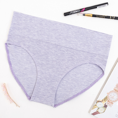 Фиолетовые женские трусы в полоску