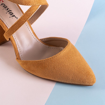 Brown pumps on the Baressa post - Footwear