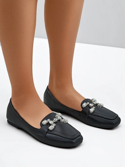Royalfashion Sieviešu mocasīni ar pērļotajiem akmeņiem Lecilla