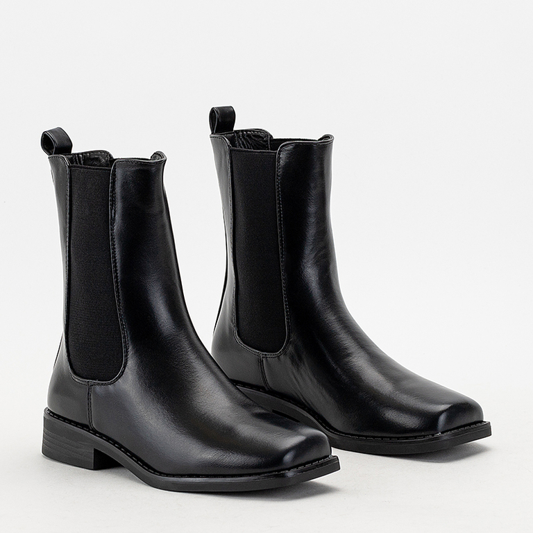 OUTLET Black women's boots with square toe Pyroqe - Footwear
