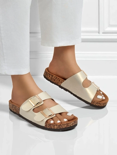 Ariadne Eco women's gold sandals with a flat sole for summer