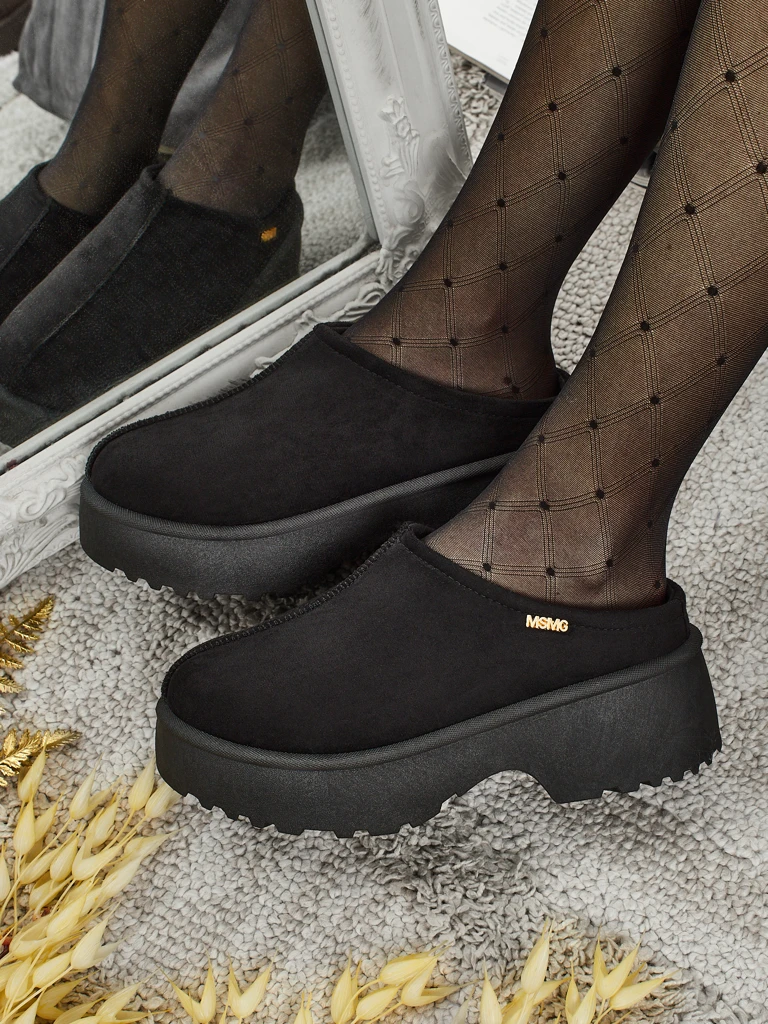 Lühikesed naiste karusnahast saapad Calindra