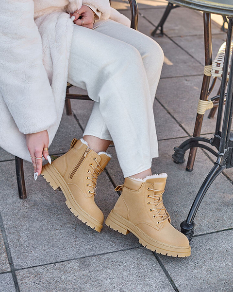 Royalfashion Светло-коричневые женские утепленные сапоги-трапперы Radoras