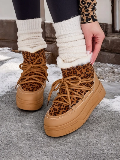 Royalfashion Women's laced snow boots Moniuc