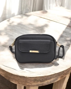 black || Light beige