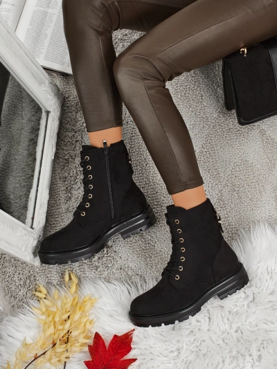 Women's Thalira Trapper Boots