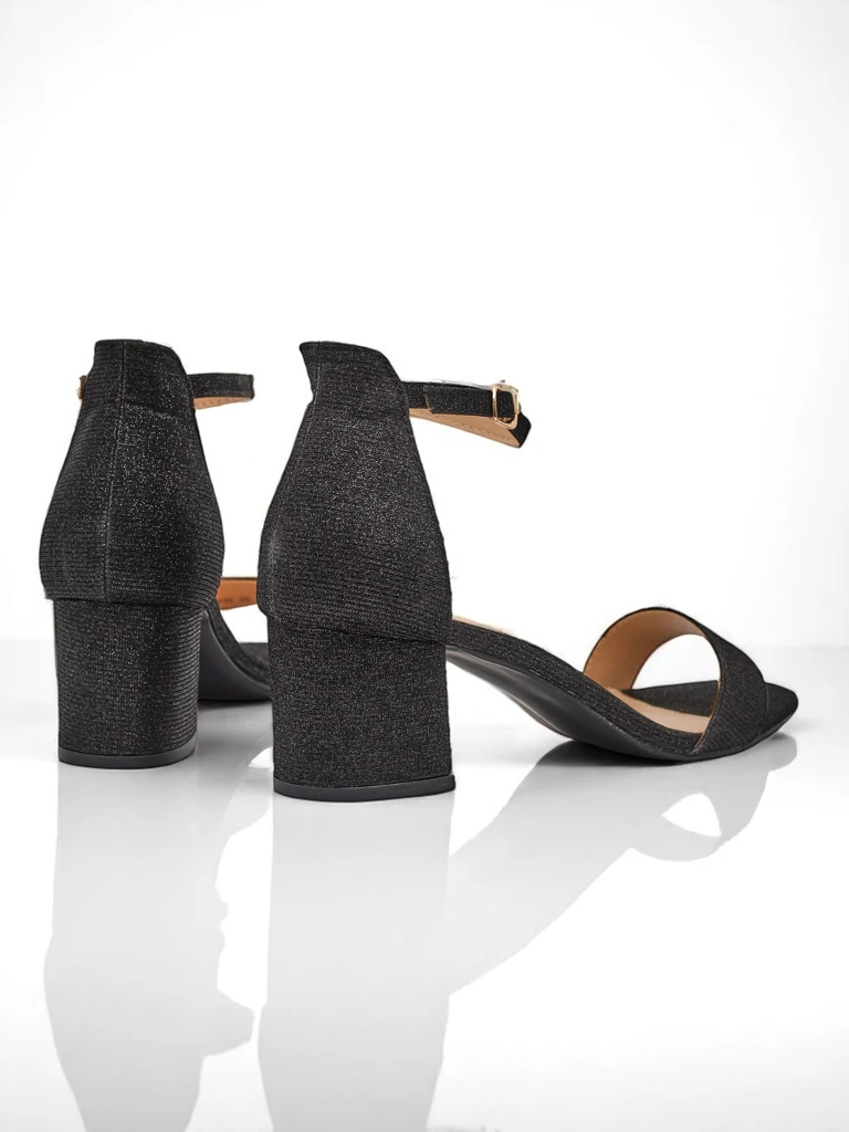 Royalfashion Sandalet na Mata a kan Beliss