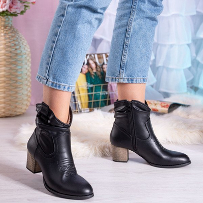 OUTLET Vincenza black warm cowboy boots - Footwear
