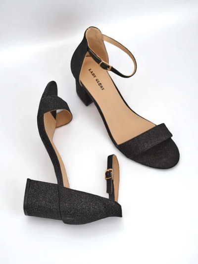 Royalfashion Sandalet na Mata a kan Beliss