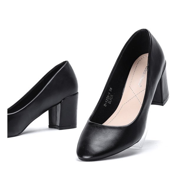 Pumps on the post with a matt finish in black Madisynn - Footwear 1