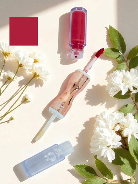 2-in-1 lūpu krāsa un caurspīdīgs lūpu spīdums Shocking Revelation