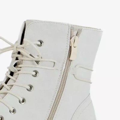 OUTLET Beige women's boots with embellishments Matildat - Footwear