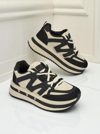 Selene Nero-damesplatformsneakers van swart ekologiese leer