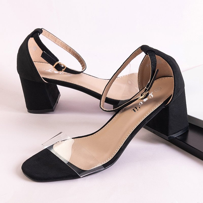 Черные женские босоножки на низком каблуке Exma