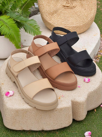 Royal Fashion Women's Otvanna sandals with a thick sole