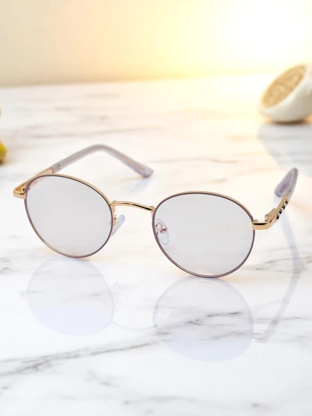 Royalfashion Sunglasses in a Square Skyline Shades