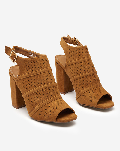 Women's openwork sandals on a post in camel Texis - Footwear