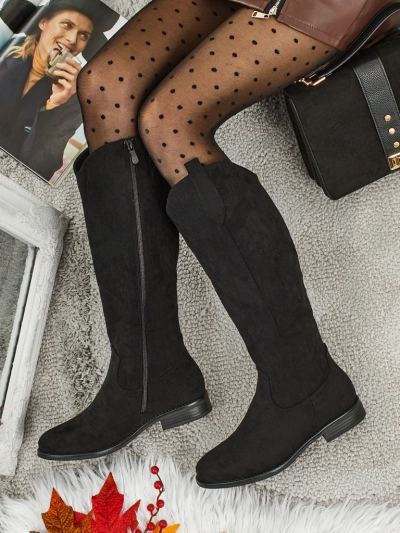 Lavish ladies' eco-suede boots on a heel Zamerre