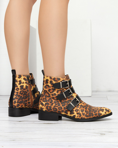 Women's leopard print boots with flat heels Leopado - Shoes
