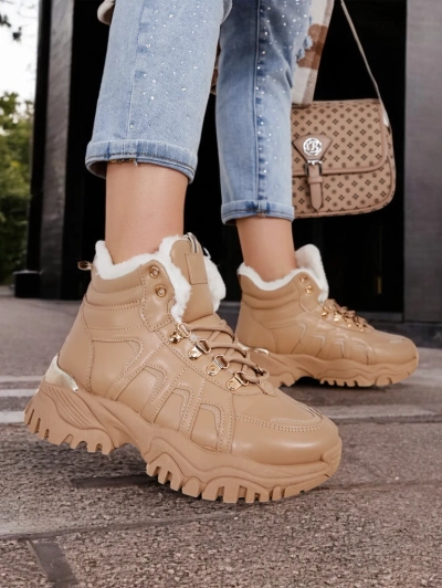 Женские кроссовки Royalfashion с меховой подкладкой Megigna