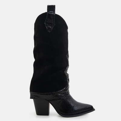 Black boots with a decorated upper a'la snake skin Wica- Footwear