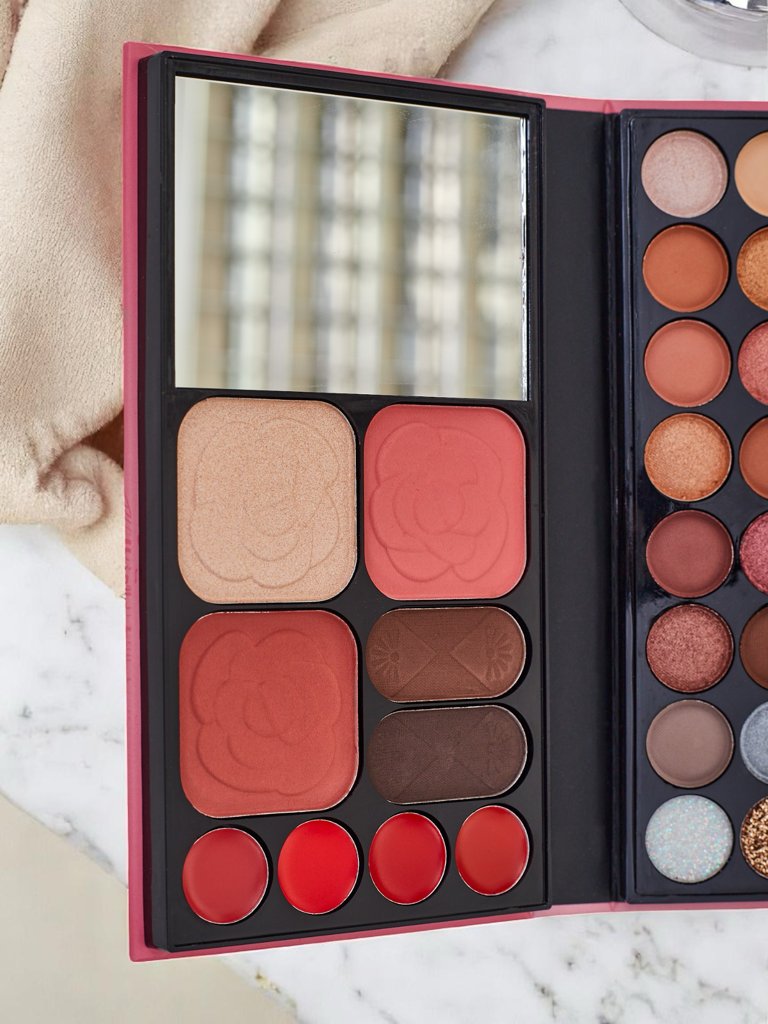 ANYLADY Компактная палетка для макияжа – тени для век, контур, губы, 33 оттенка