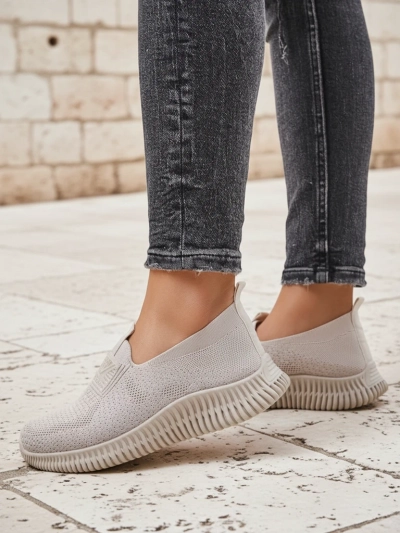 Royalfashion Slip-on fanm twal soulye espòtif Serra